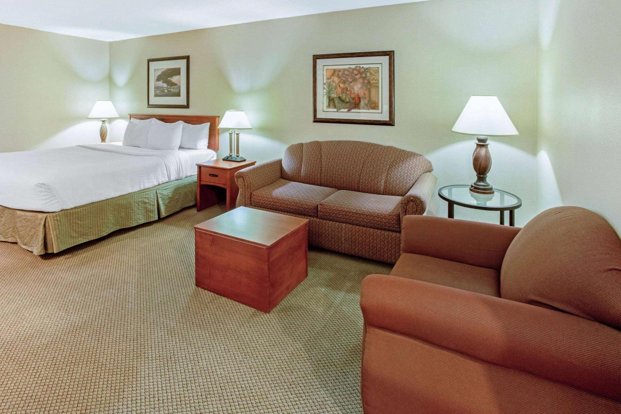 Hotel La Quinta By Wyndham Appleton College Avenue Exterior foto